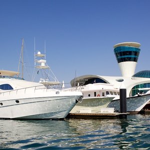 Yas Marina  13 