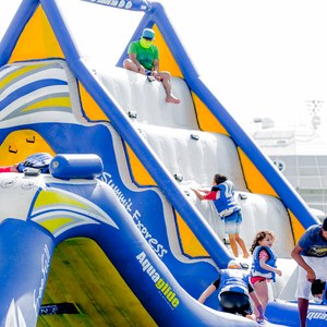 Yas Marina سبلاش في ياس مارينا 8 