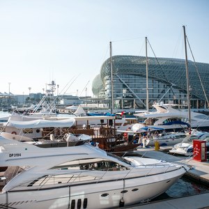 Yas Marina  4 
