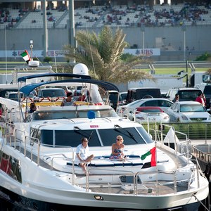 Yas Marina  3 