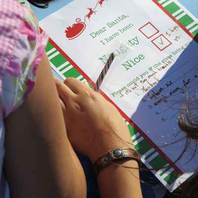 Let It Snow @ Yas Marina _ December 2014  الصور