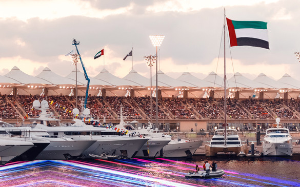 2018 RACE WEEK BERTH PACKAGES 