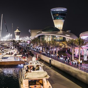 Yas Marina Yas Marina Unveils Its 2017 Race Week Berth Packages  8 