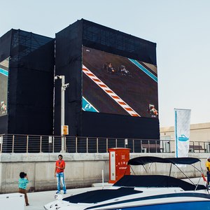 Yas Marina  13 