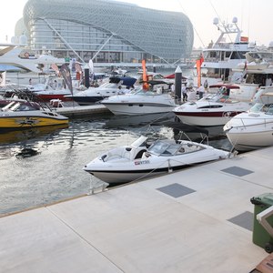 Yas Marina The Captain's Club 6 